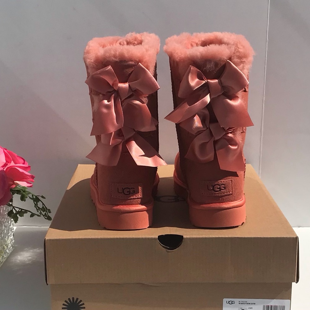 UGG Bailey Bow Satin - Picture 3 of 10